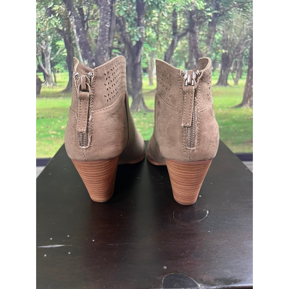 Violet & Red Tan Jackson Heeled Booties Size 9.5 - Picture 4 of 6